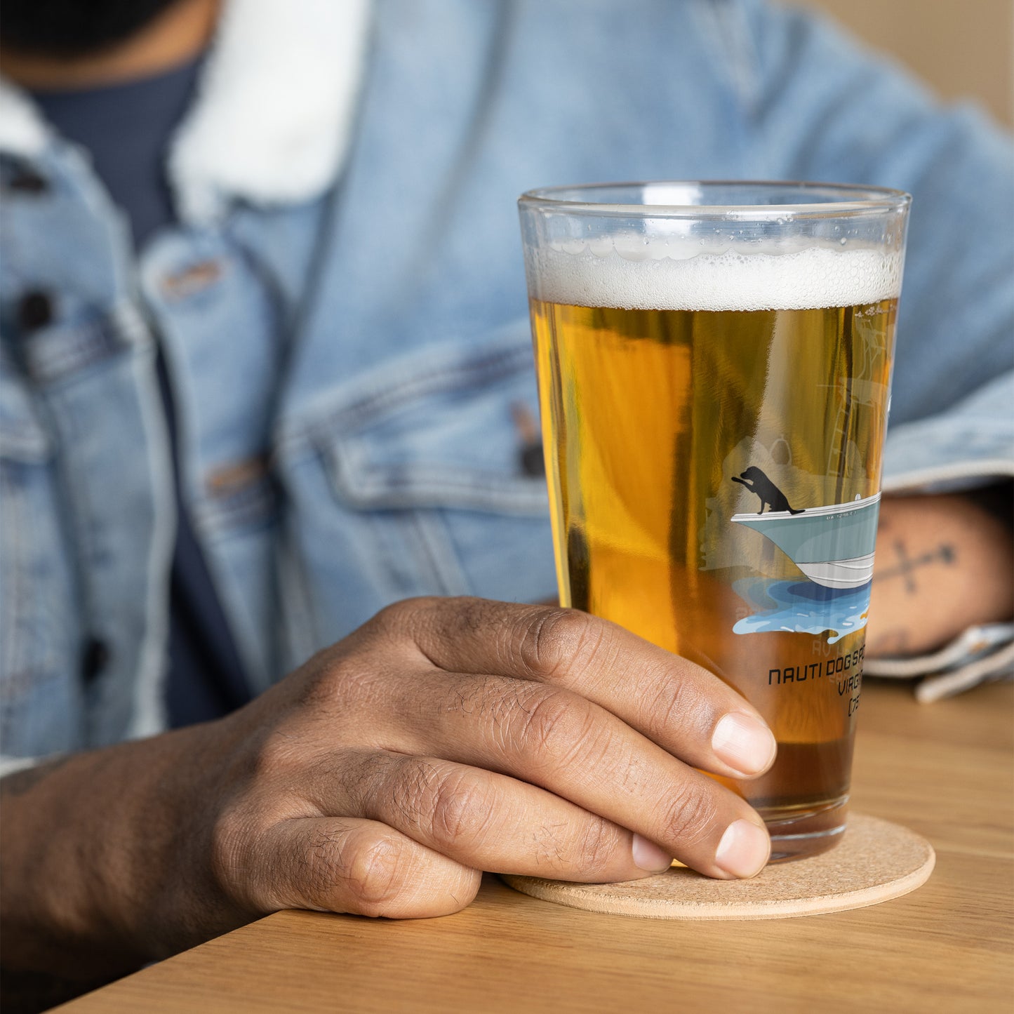 Shaker pint glass